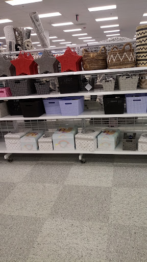 Clothing Store «Ross Dress for Less», reviews and photos, 1237 E Golf Rd, Schaumburg, IL 60173, USA