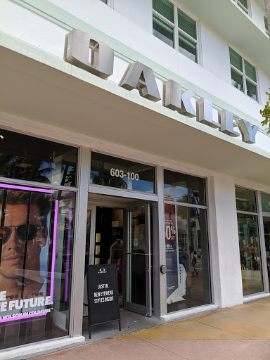 Sunglasses Store «Oakley Store», reviews and photos, 603 Lincoln Rd #100, Miami Beach, FL 33139, USA