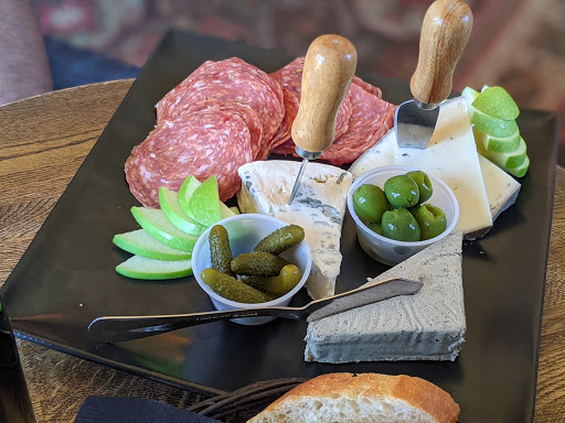 Winery «Sarver Winery», reviews and photos, 25600 Mayola Ln, Eugene, OR 97402, USA