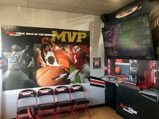 Hair Salon «Sport Clips Haircuts of Village West Shopping Center», reviews and photos, 5242 Dressler Rd NW, Canton, OH 44718, USA