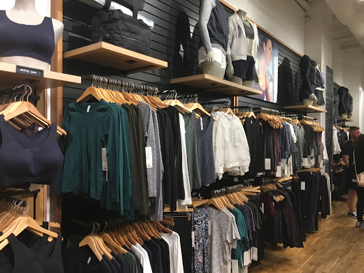Sportswear Store «lululemon», reviews and photos, 334 Santana Row #1035, San Jose, CA 95128, USA
