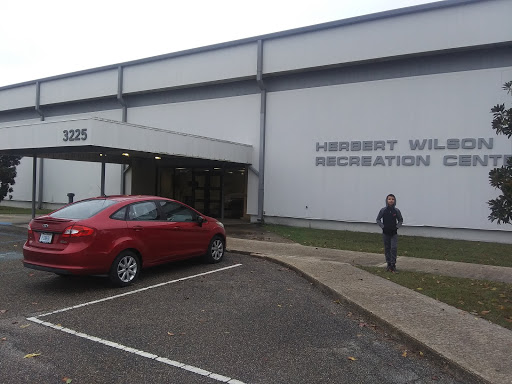 Recreation Center «Herbert Wilson Recreation Center», reviews and photos, 3225 Hancock Ave, Gulfport, MS 39507, USA