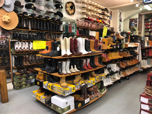 El Rancho Western Wear Clothing Store in Milwaukee