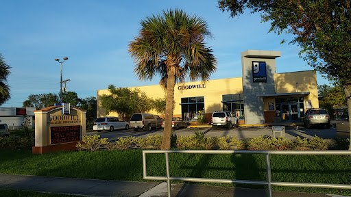 Thrift Store «Goodwill», reviews and photos, 1550 N Courtenay Pkwy, Merritt Island, FL 32953, USA