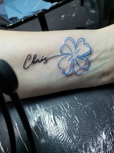 Tattoo Shop «Stuck On You Tattoos & Piercings», reviews and photos, 4102 Gus Thomasson Rd, Mesquite, TX 75150, USA