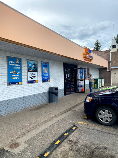 Southview Gas King, 2610 16 Ave S, Lethbridge, AB T1K 1A2, Canada, 