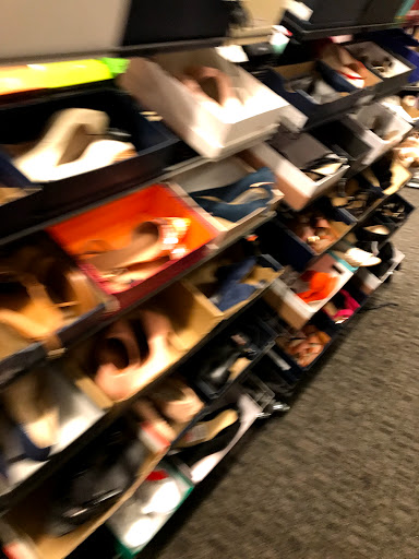 Department Store «Nordstrom Rack Glendale Fashion Center», reviews and photos, 227 N Glendale Ave, Glendale, CA 91206, USA