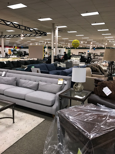 Furniture Store «The Dump Furniture Outlet», reviews and photos, 801 N Military Hwy, Norfolk, VA 23502, USA