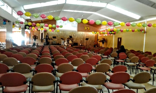 Opiniones de Iglesia Evangélica Peniel en Quito - Iglesia
