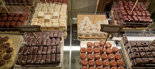 Mary Chocolatier Qatar 