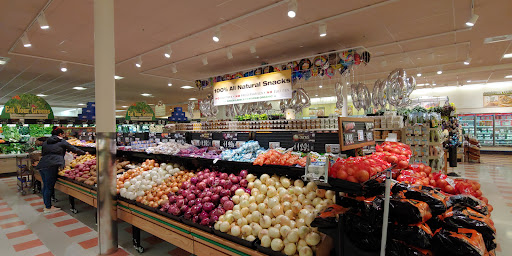 Grocery Store «Market Basket», reviews and photos, 139 Endicott St, Danvers, MA 01923, USA