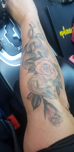 Tattoo Shop «Classic Craft Tattoo Studio», reviews and photos, 4914 Lake Underhill Rd, Orlando, FL 32807, USA