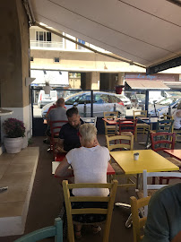 Atmosphère du Restaurant Yasmine Vieux Port à Marseille - n°6