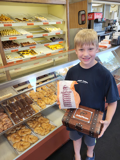 Donut Shop «Jolly Pirate Donuts», reviews and photos, 6689 E Main St, Reynoldsburg, OH 43068, USA