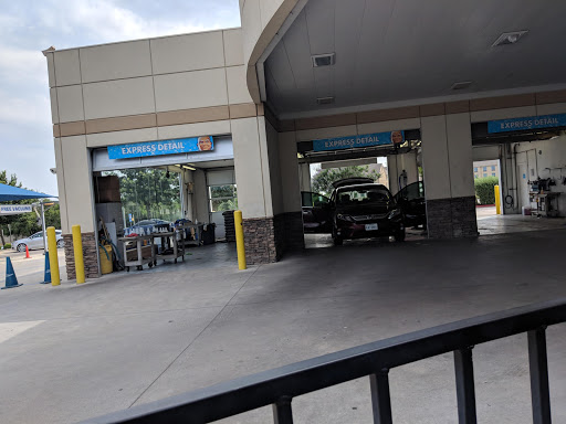 Car Wash «Mr. Clean Car Wash & Oil Change - Round Rock», reviews and photos, 2301 S Interstate 35, Round Rock, TX 78664, USA