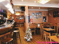 Atmosphère du Restaurant thaï Le Commerce Brasserie et Restaurant Thaïlandais à Châtillon - n°14