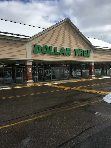 Dollar Store «Dollar Tree», reviews and photos, 19 Smithfield Rd, North Providence, RI 02904, USA