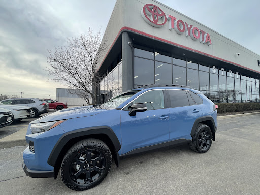 Car Dealer «Don Jacobs Toyota», reviews and photos, 5727 S 27th St, Milwaukee, WI 53221, USA