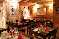 Atmosphère du Restaurant italien Restaurant La Casa Scara à Val-d'Isère - n°3