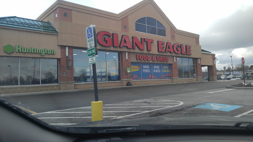 Giant Eagle Supermarket, 3440 Center Rd, Brunswick, OH 44212, USA, 