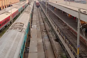 Allahabad railway India image