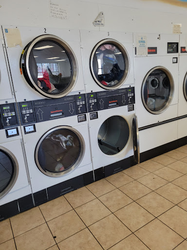 Extremely Clean Laundromat