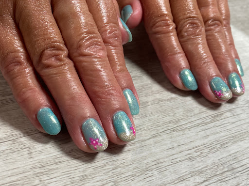 Nail Salon «New Lengths Nail Salon & Spa», reviews and photos, 5023 State Rd, Ashtabula, OH 44004, USA