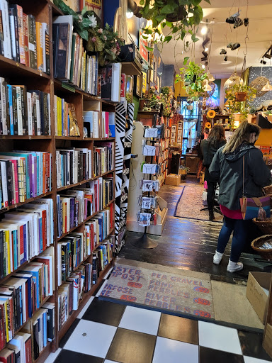 Quimbys Bookstore NYC image 5