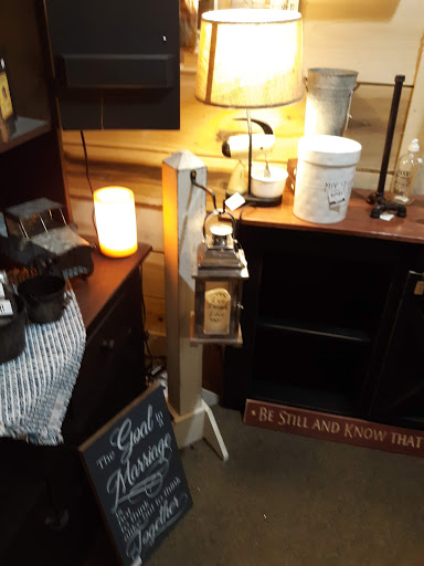 Gift Shop «The Primitive Porch», reviews and photos, 191 Old U.S. 50, Bedford, IN 47421, USA