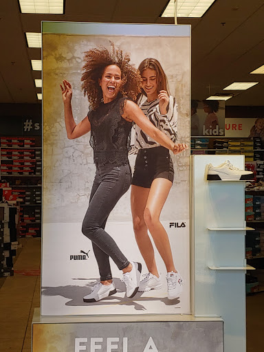 Shoe Store «Famous Footwear», reviews and photos, 1600 28th St, Boulder, CO 80301, USA