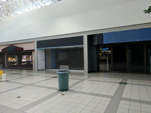 Shopping Mall «Fairgrounds Square Shopping Mall», reviews and photos, 3050 N 5th Street Hwy, Reading, PA 19605, USA