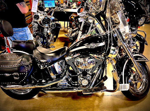 Harley-Davidson Dealer «Rock-n-Roll City Harley-Davidson», reviews and photos, 4985 W 150th St, Cleveland, OH 44135, USA