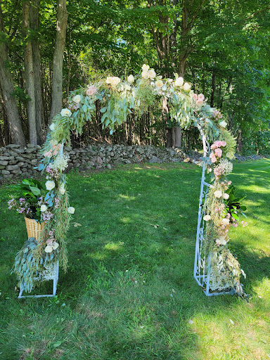 Florist «Dillon & Son Florists», reviews and photos, 180 Boston Ave, Stratford, CT 06614, USA