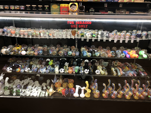 Tobacco Shop «So Cal Smoke Shop», reviews and photos, 15511 Devonshire St, Mission Hills, CA 91345, USA