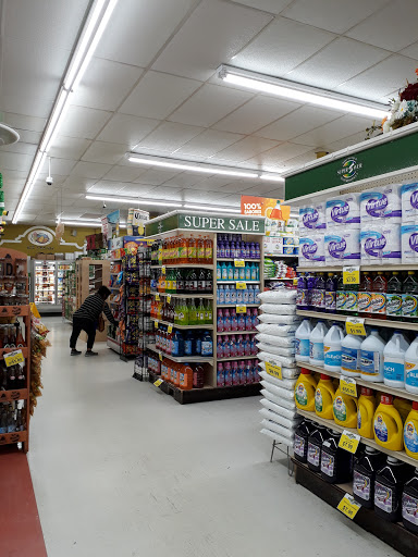 Supermarket «Supersaver Supermarket», reviews and photos, 2750 Davie Blvd, Fort Lauderdale, FL 33312, USA