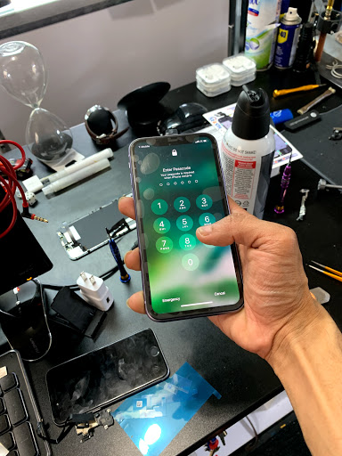 Cell Phone Store «Phone Geek Cellular Repair», reviews and photos, 6125 S Sheridan Rd, Tulsa, OK 74133, USA