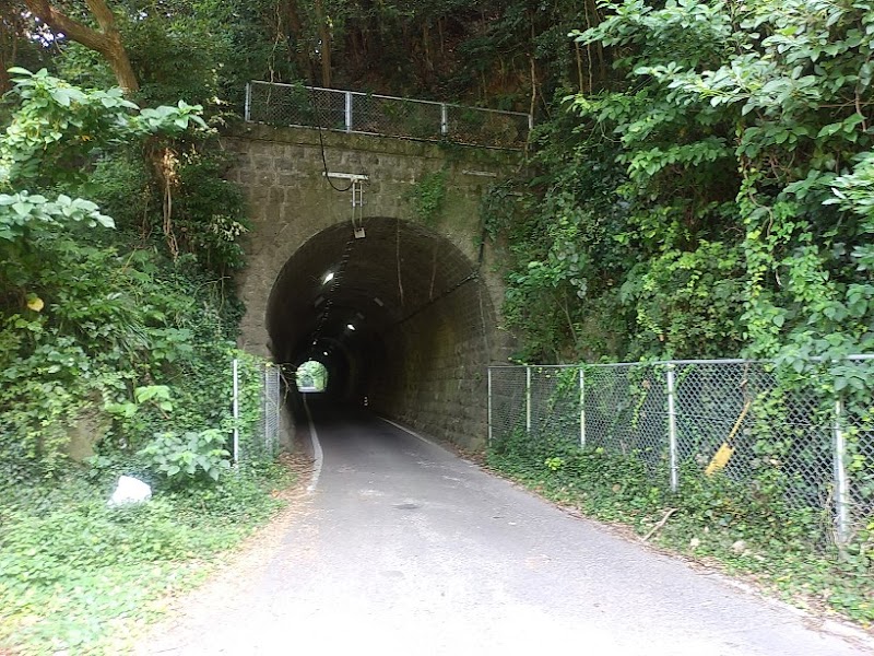 旧小浜鉄道 千々石第二トンネル