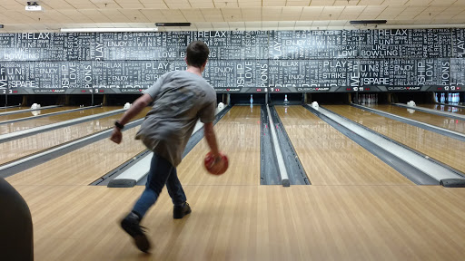 Bowling Alley «Fort Eustis Bowling Center», reviews and photos, 675 Dickman St, Fort Eustis, VA 23604, USA