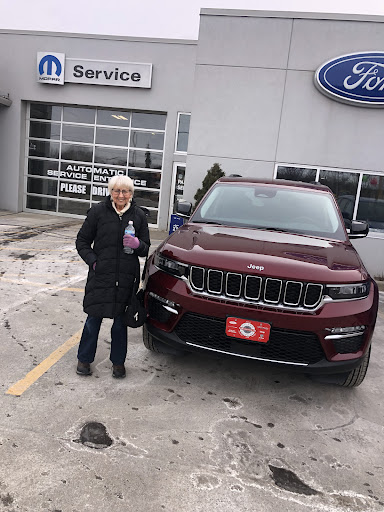 Used Car Dealer «Miller Motor Sales Inc», reviews and photos, 1196 Milwaukee Ave, Burlington, WI 53105, USA