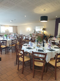 Atmosphère du Restaurant français Restaurant Auberge la Herse à Bonneval - n°4