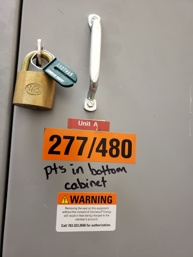 Print Shop «FedEx Office Print & Ship Center», reviews and photos, 12475 Riverdale Blvd, Coon Rapids, MN 55433, USA