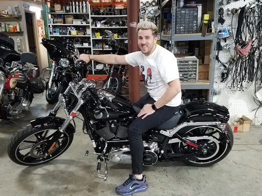 Motorcycle Repair Shop «Buffalo Choppers», reviews and photos, 40 Peuquet Pkwy, Tonawanda, NY 14150, USA