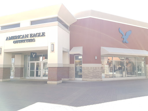 Clothing Store «AEO Factory & Aerie Store», reviews and photos, 3945 Eagan Outlets Pkwy #1040, Eagan, MN 55122, USA