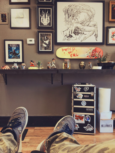 Tattoo Shop «Riverwest Tattoo Company», reviews and photos, 705 E Center St, Milwaukee, WI 53212, USA