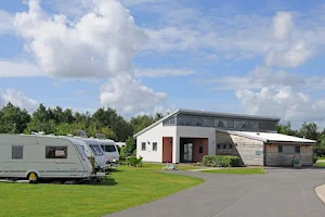 Poolsbrook Country Park Caravan and Motorhome Club Campsite image