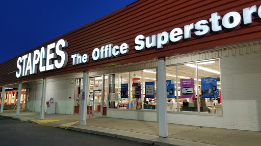 Staples, 809 Hebron Rd, Newark, OH 43055, USA, 