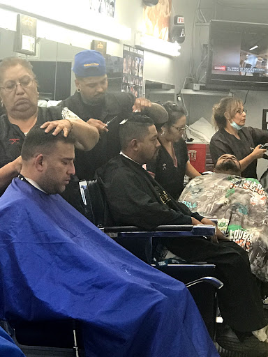 Barber Shop «J & R Barber Shop», reviews and photos, 8444 Laurel Canyon Blvd, Sun Valley, CA 91352, USA