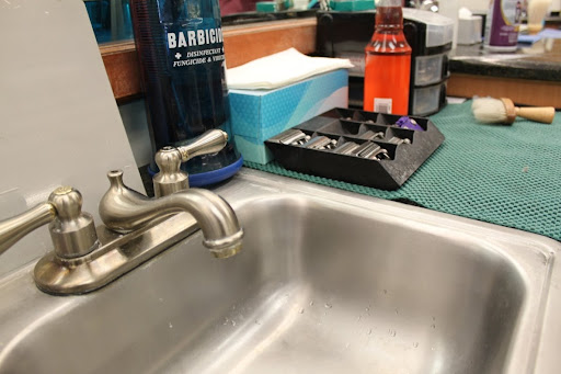 Barber Shop «Clean Cut Barber Shop», reviews and photos, 743 E Bell Rd #3a, Phoenix, AZ 85022, USA