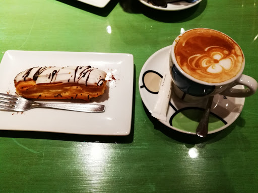 Prioritè Art Coffee Shop