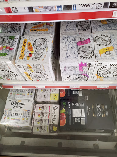 Liquor Store «Yankee Spirits», reviews and photos, 376 Main St, Sturbridge, MA 01566, USA